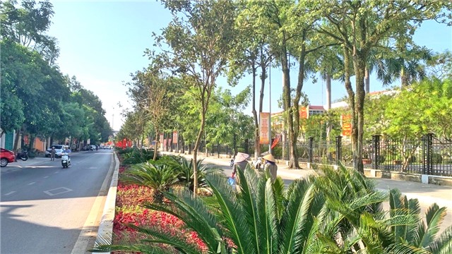 Thành phố thực hiện chỉnh trang đô thị mừng Đảng, mừng Xuân