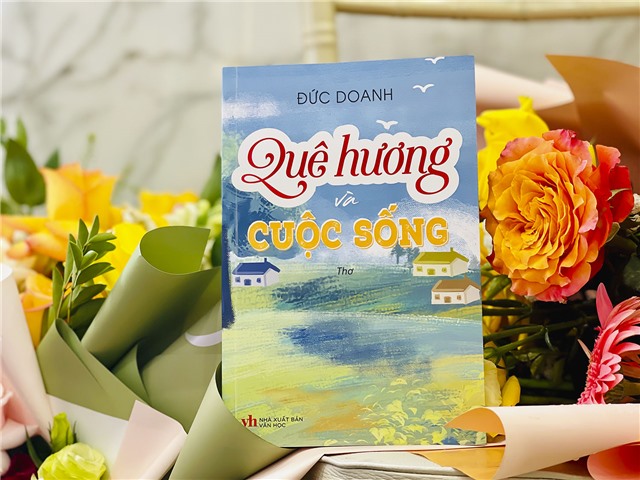 uu888 có tập Thơ "Quê hương và Cuộc sống" của nhà thơ Nguyễn Đức Doanh