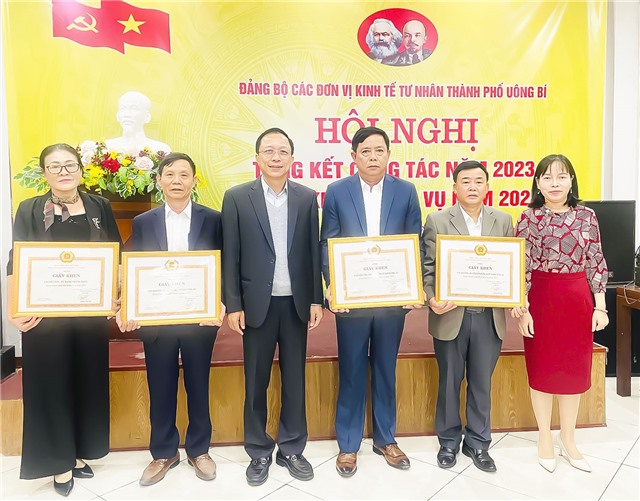 Đảng bộ các đơn vị kinh tế tư nhân thành phố tổng kết công tác năm 2023; triển khai phương hướng, nhiệm vụ năm 2024