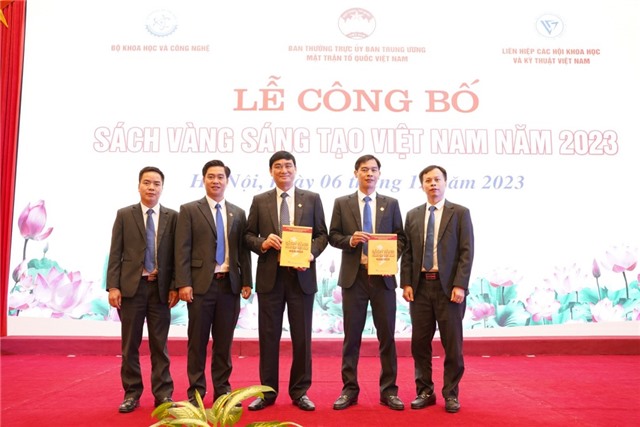Công ty CP Than Vàng Danh có 2 đề tài được ghi vào Sách vàng Sáng tạo uu888 có