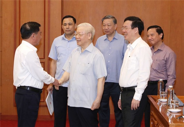 Phản bác luận điệu xuyên tạc đấu tranh phòng, chống tham nhũng, tiêu cực là “đấu đá nội bộ, phe cánh”