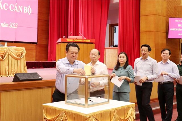 Tham mưu kịp thời, uu888 công tác tổ chức uu888 game Đảng