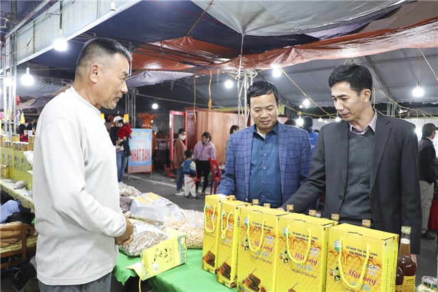Hội chợ OCOP kết hợp với thương mại thành phố uu888 one năm 2023 diễn ra từ ngày 27/5/2023 đến ngày 03/6/2023