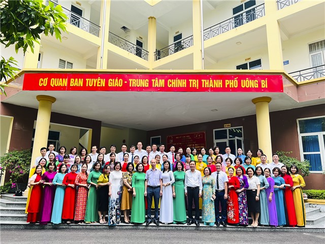 Bế giảng lớp Bồi dưỡng đối với lãnh đạo, quản lý cấp phòng và tương đương năm 2023 (K52)
