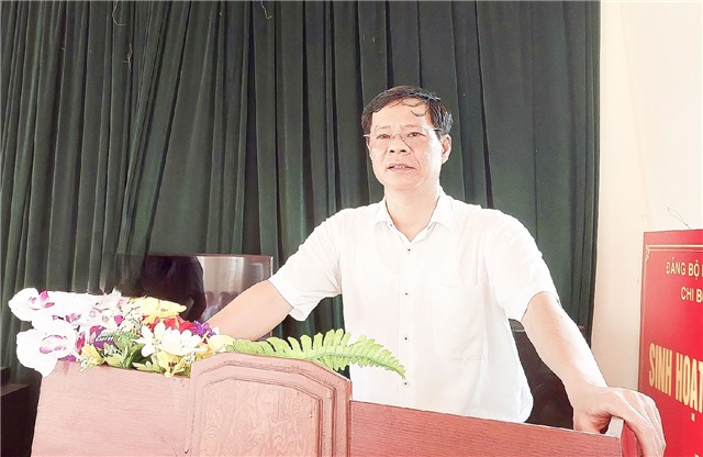Chủ tịch uu888.con thành phố Phạm Tuấn Đạt dự sinh hoạt chi bộ tại khu Đền Công 2, phường Trưng Vương