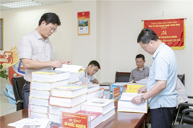 Công ty Kho Vận – Đá Bạc: Lan toả cuộc thi uu888 one 60 năm uu888 game và phát triển