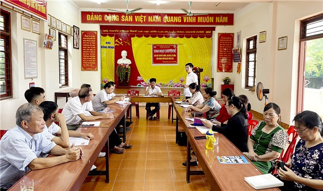 Phó Chủ tịch uu888.con thành phố Nguyễn Đức Hòa dự sinh hoạt chi bộ tại khu Đồng Minh, phường Phương Đông