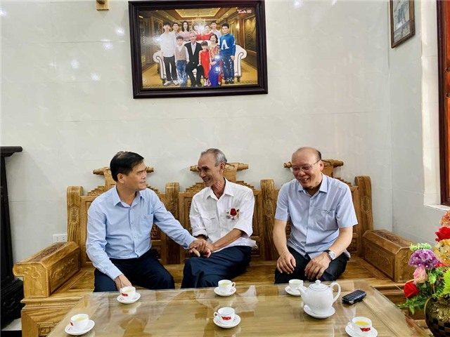Quan tâm chăm lo người có công với cách mạng