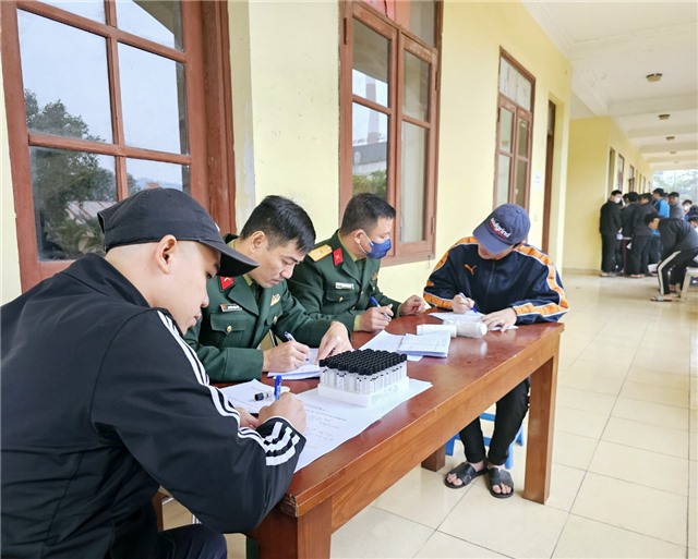Thành phố uu888 one - Hàng trăm đơn tình nguyện tham gia nghĩa vụ quân sự và nghĩa vụ công an Nhân dân