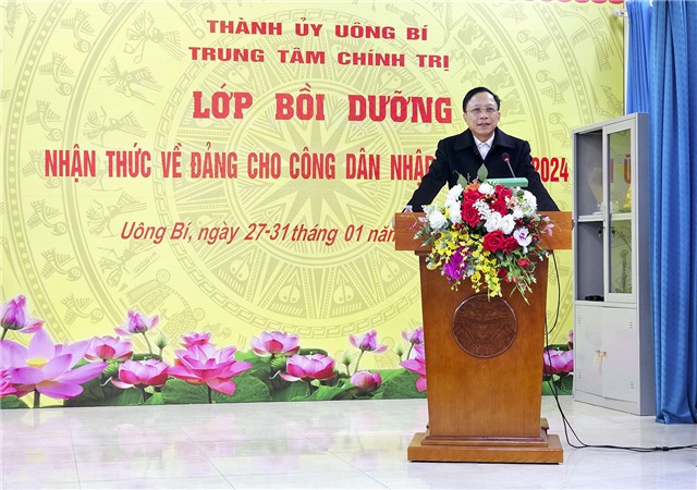 Trung tâm u888c3 thành phố khai giảng Lớp bồi dưỡng nhận thức về Đảng cho u888c3 nhập ngũ năm 2024