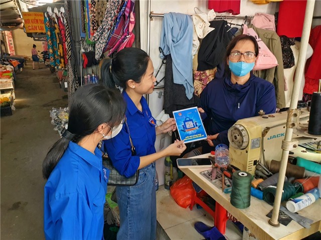 Đẩy mạnh hoạt động thanh toán không dùng tiền mặt