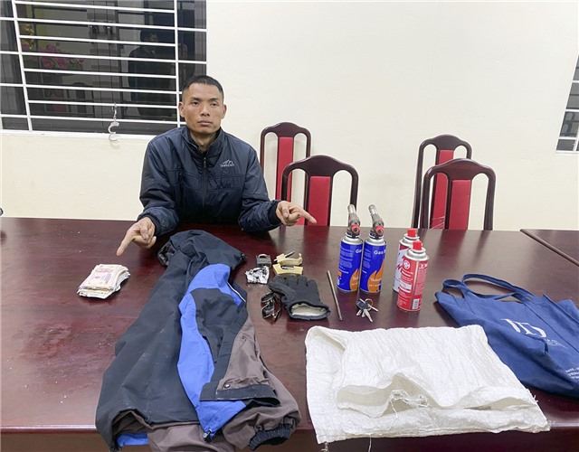 Công an xã Thượng Yên Công phối hợp bắt quả tang đối tượng trộm cắp tài sản tại Chùa Đồng - Yên Tử