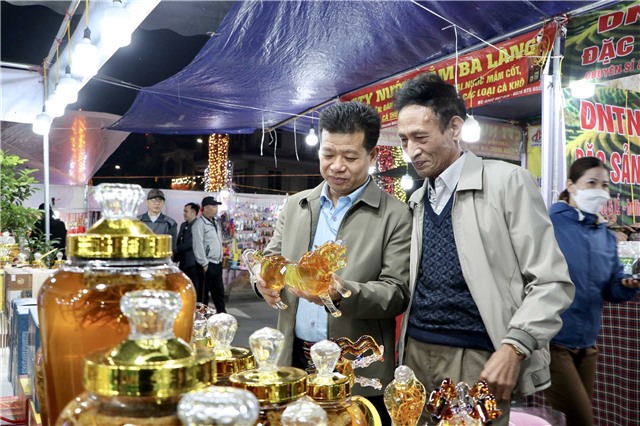 Từ ngày 22-29/11/2024 sẽ diễn ra Hội chợ OCOP kết hợp với thương mại thành phố uu888 one năm 2024