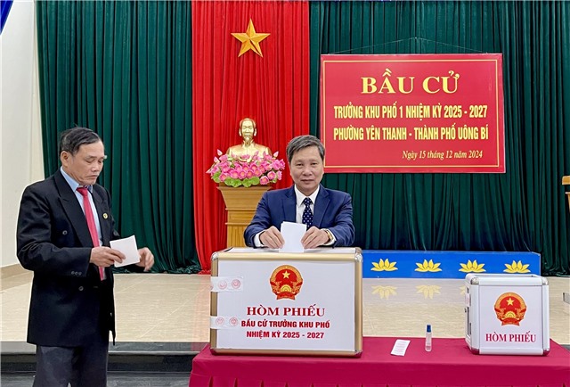 Phó Chủ tịch Thường trực uu888.con thành phố Nguyễn Văn Thành dự khai mạc bầu cử Trưởng khu tại Khu 1, phường Yên Thanh 