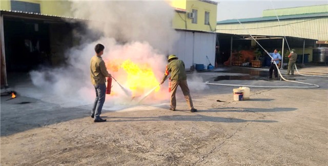 Công an thành phố uu888 one tăng cường tổ chức thực tập phương án chữa cháy, cứu nạn cứu hộ trên địa bàn