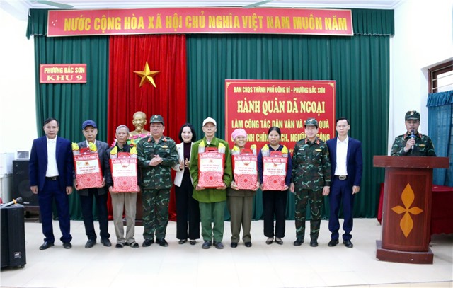 Ban CHQS TP uu888 one hành quân dã ngoại làm công tác dân vận tại phường Bắc Sơn