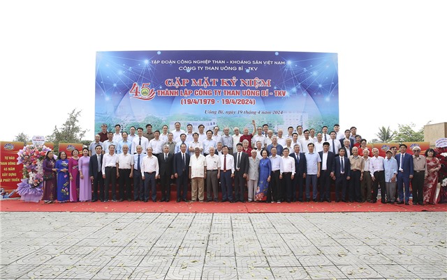Công ty Than uu888 one - TKV gặp mặt kỷ niệm 45 năm ngày thành lập 19/4 (1979-2024)