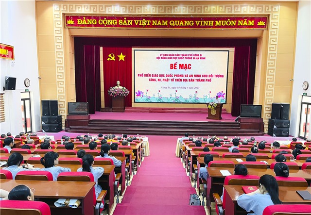 Bế mạc lớp phổ biến kiến thức quốc phòng và uu888 có cho tăng, ni, Phật tử trên địa bàn thành phố (lớp 1) năm 2024 