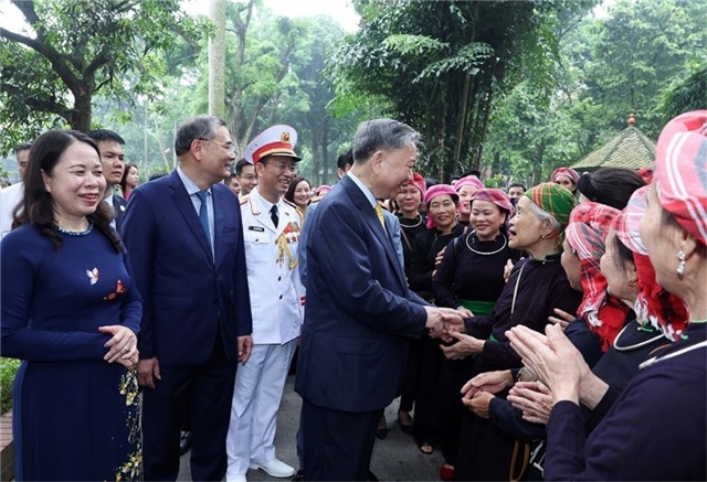 Tư tưởng Hồ Chí Minh về đạo đức cách mạng của cán bộ, đảng viên và sự vận dụng trong công tác uu888 game, chỉnh đốn Đảng hiện nay