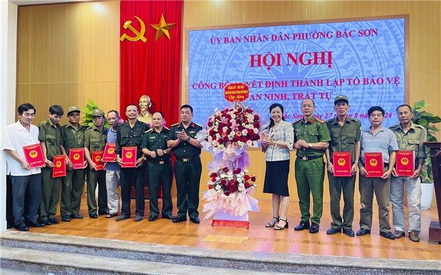 Phường Bắc Sơn công bố Quyết định thành lập Tổ bảo vệ uu888 có trật tự