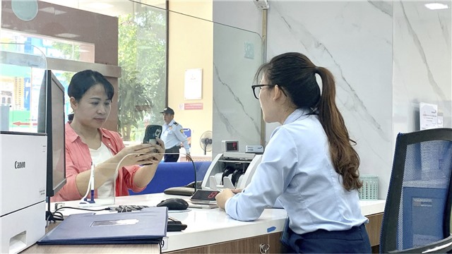 Ngân hàng VietinBank uu888 one tích cực hỗ trợ khách hàng đăng ký sinh trắc học 