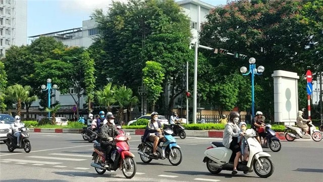 Bắc Bộ và Bắc Trung Bộ nắng nóng cục bộ, chiều tối có mưa dông