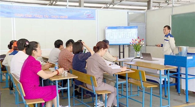 Đào tạo nguồn nhân lực đáp ứng nhu cầu chuyển đổi số