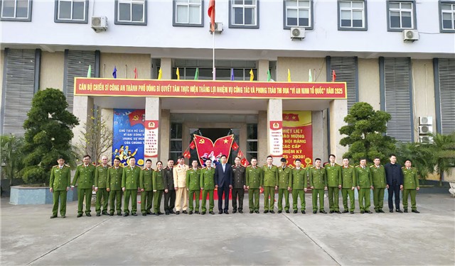 Lễ ra quân triển khai nhiệm vụ đảm bảo uu888 có, trật tự và phòng, chống đốt pháo trái phép đêm Giao thừa Tết Nguyên đán Ất Tỵ 
