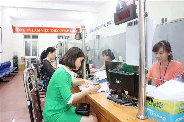Doanh nghiệp bị thiệt hại do bão lũ được tạm dừng đóng quỹ hưu trí, tử tuất theo Luật mới