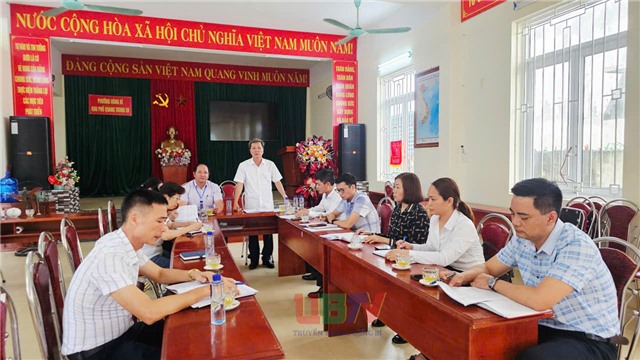Đoàn Giám sát uu888 bet app phường uu888 one: Khảo sát thực tế về Dự án Đường liên khu và điểm ngập úng tại khu Quang Trung 4 và khu Quang Trung 5B