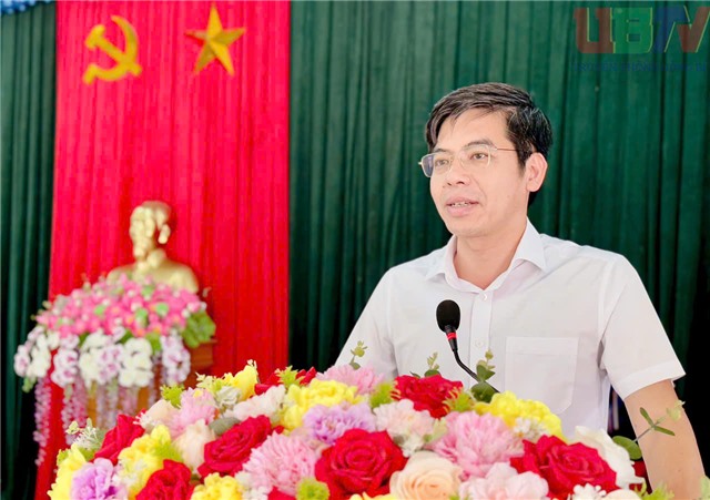 Phó Bí thư Đảng uỷ, Chủ tịch uu888.con phường uu888 one Nguyễn Đức Hoà dự sinh hoạt chi bộ khu Phú Thanh Đông