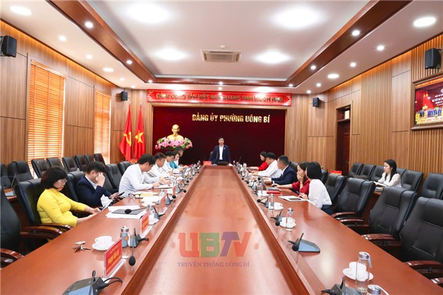 Giao ban các cơ quan chuyên trách tham mưu giúp việc Đảng ủy, Trung tâm chính trị, Ủy ban MTTQ và các đoàn thể chính trị - u8888