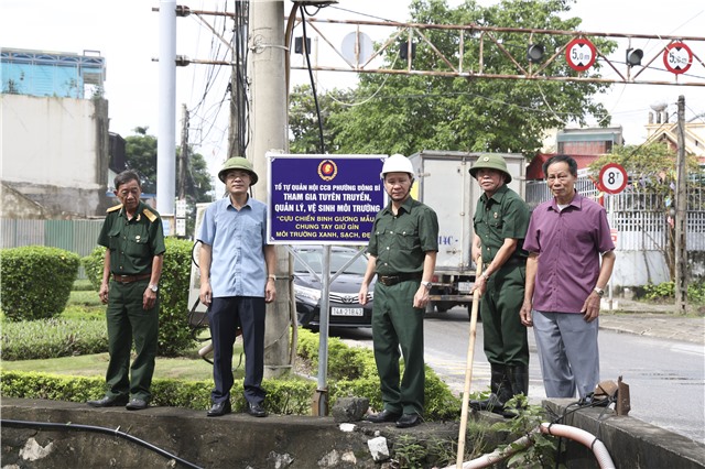 Hội CCB phường uu888 one ra mắt mô hình Tổ tự quản Hội Cựu chiến binh tham gia tuyên truyền, quản lý vệ sinh môi trường hệ thống tiêu thoát nước