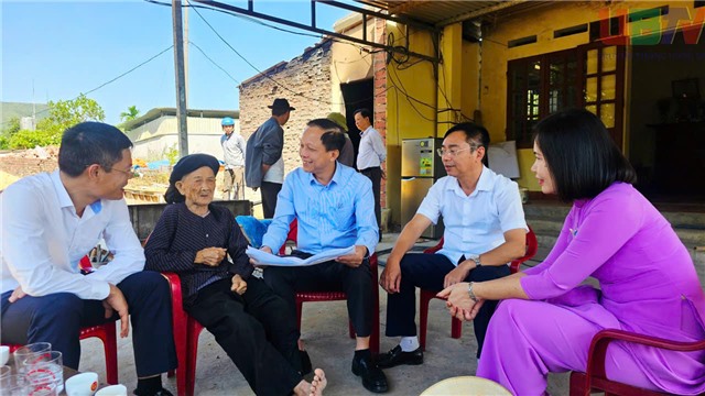 Kiểm tra tiến độ uu888 game nhà ở cho Mẹ VNAH Hoàng Thị Nghi: quyết tâm hoàn thành trước Tết Dương lịch 2026