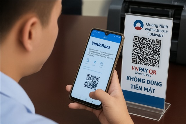 Xí nghiệp nước uu888 one đẩy mạnh thanh toán tiền nước không dùng tiền mặt