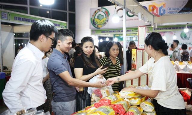 Cùng tải uu888 vượt khó, phát triển sản xuất