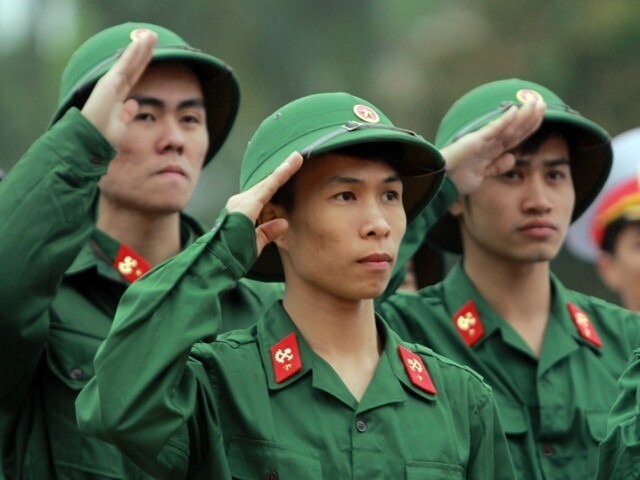 Công dân sinh năm nào hết tuổi đi nghĩa vụ quân sự 2025?