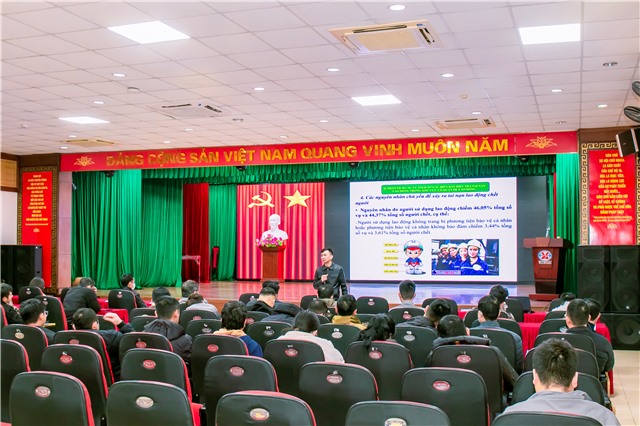 Công ty kho vận Đá Bạc - Vinacomin huấn luyện an toàn, vệ sinh lao động cho người lao động thuộc đối tượng nhóm 3