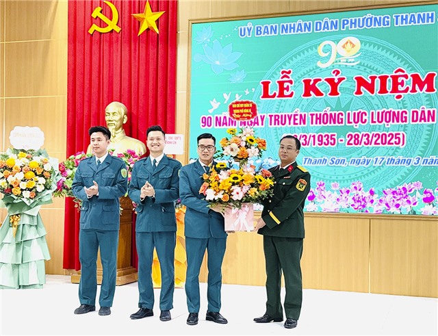 Phường Thanh Sơn kỷ niệm 90 năm Ngày truyền thống lực lượng Dân quân tự vệ
