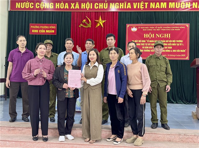 MTTQ phường Phương Đông ra mắt mô hình “Tổ nhân dân tự quản giữ gìn môi trường và uu888 có trật tự”