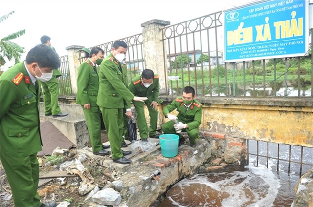 Nâng mức phạt tù, phạt tiền đối với tội phạm về môi trường