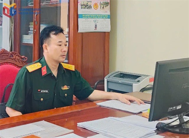 Chủ nhiệm Hậu cần - Kỹ thuật góp phần làm đơn vị sáng - xanh -  sạch - đẹp