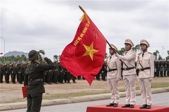 Trung đoàn CSCĐ Đông Bắc Bế giảng khoá huấn luyện u888c3 thực hiện nghĩa vụ tham gia Công an nhân dân năm 2025