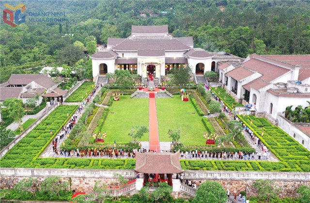 Bài 3: Kiên quyết đẩy lùi âm mưu “Xâm lăng văn hóa”