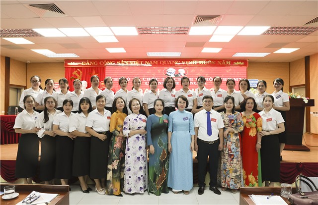 Chi bộ Tổ chức tài chính vi mô TNHH M7 - Chi nhánh uu888 one Đại hội lần thứ III, nhiệm kỳ 2025-2030