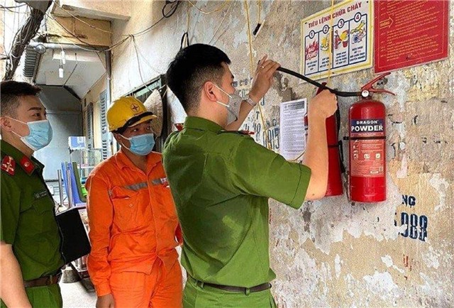 Tăng cường phòng cháy, chữa cháy và cứu nạn, cứu hộ trên địa bàn phường uu888 one