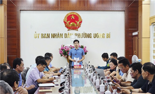 Phường uu888 one khẩn trương họp triển khai phương án ứng phó bão số 3