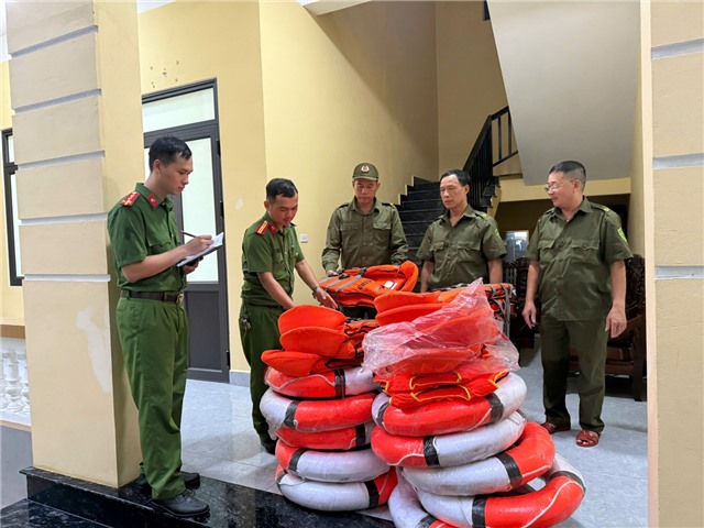 Công an phường uu888 one bám địa bàn, tập trung cao độ ứng phó bão số 3
