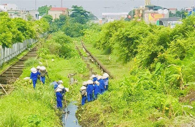 Phường uu888 one ra quân dọn vệ sinh - Đừng để cái nhìn phiến diện phủ nhận sự nỗ lực tập thể