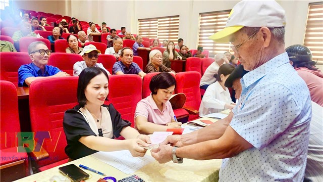 uu888 one phân bổ ngân sách tặng quà tri ân người có công và hỗ trợ các hoạt động nhân kỷ niệm 80 năm Quốc khánh
